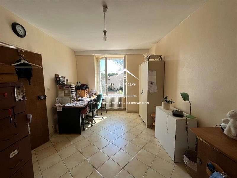 Maison ancienne - 239 m² - 10 pièces