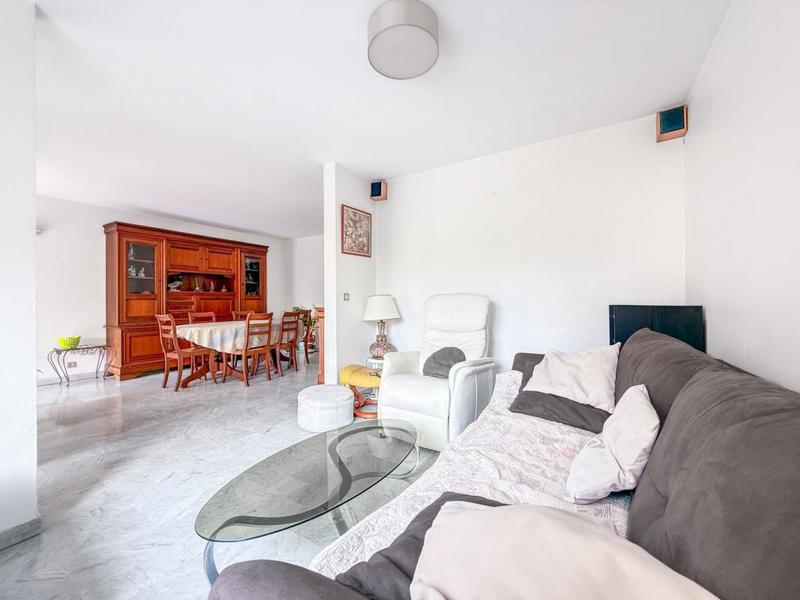 Appartement - 80 m² - 3 pièces