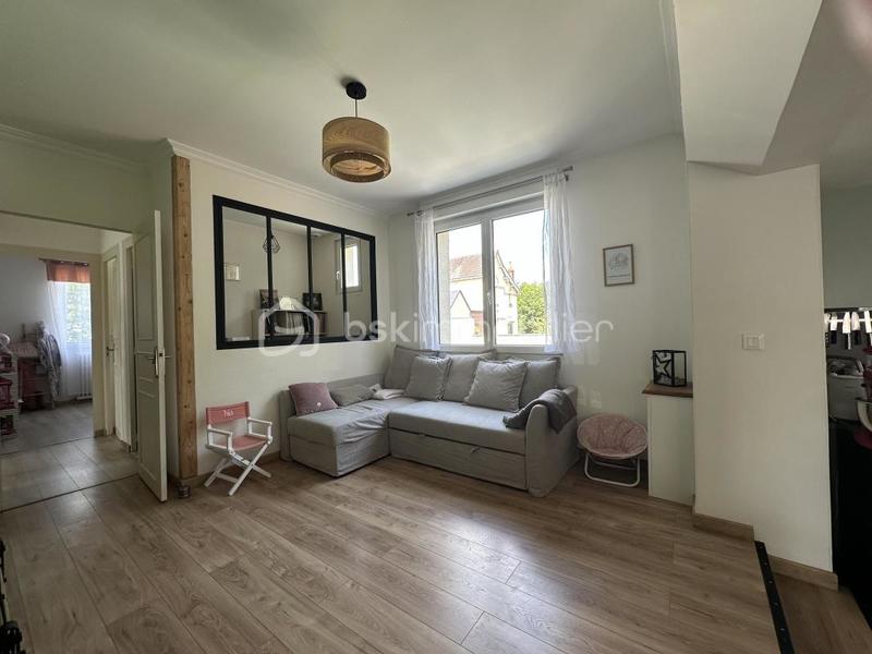 Maison - 137 m² - 6 pièces