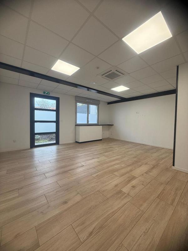 Local commercial - 120 m²