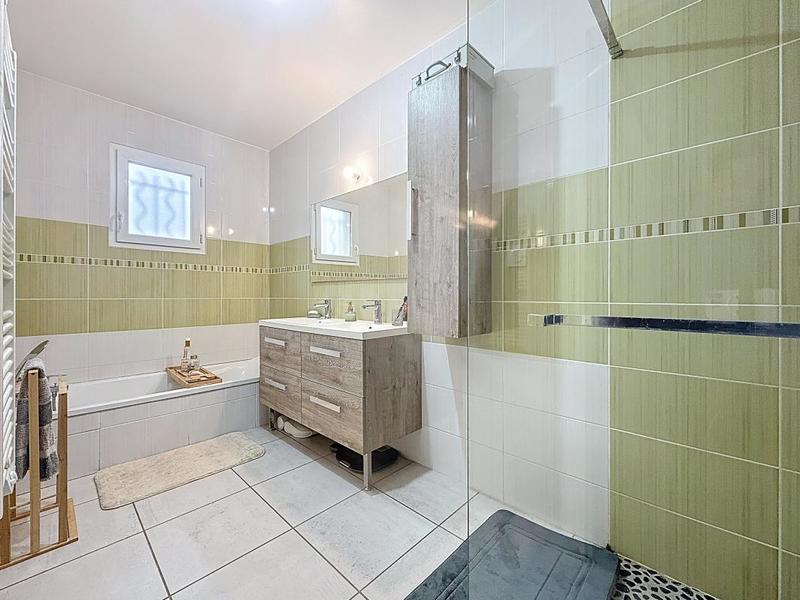 Maison - 91 m² - 4 pièces