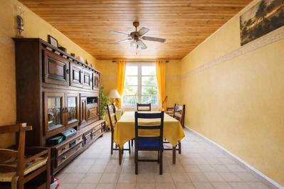 Pavillon - 150 m² - 7 pièces