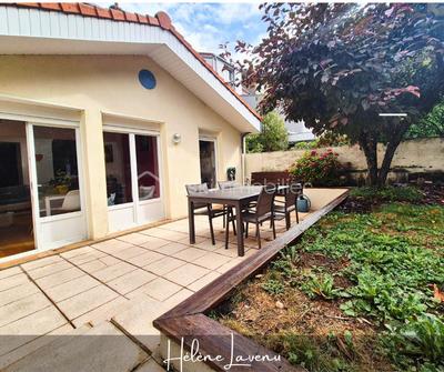 Appartement - 90 m² - 4 pièces