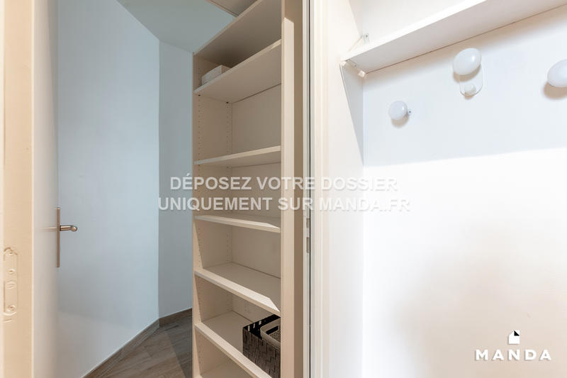 Studio - 18 m² - 1 pièce