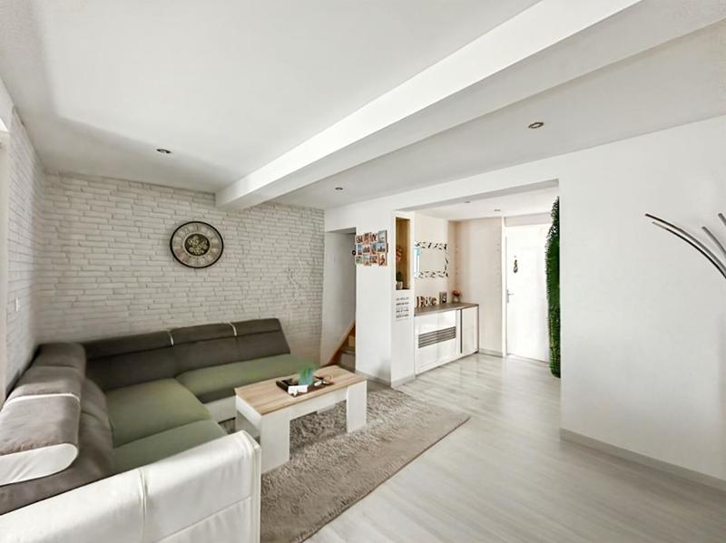 Maison - 117 m² - 7 pièces