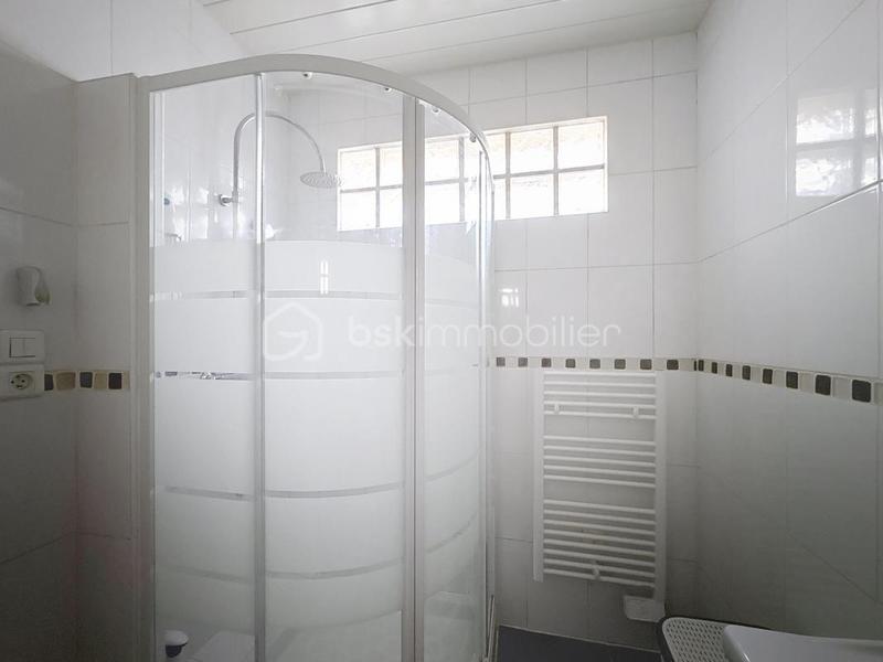 Maison - 88 m² - 3 pièces