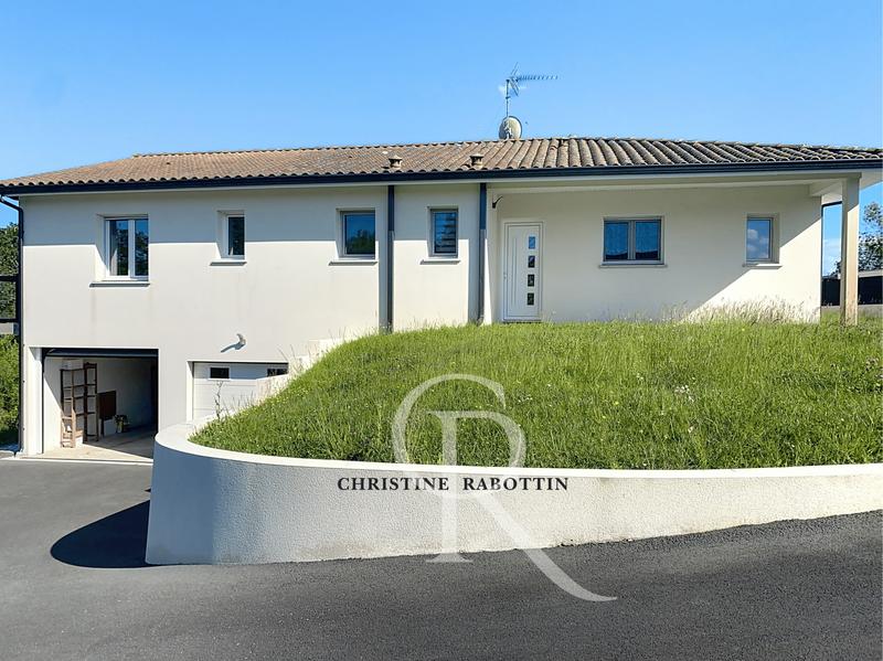 Maison - 143 m² - 4 pièces