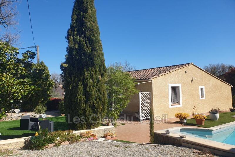 Maison - 102 m² - 5 pièces