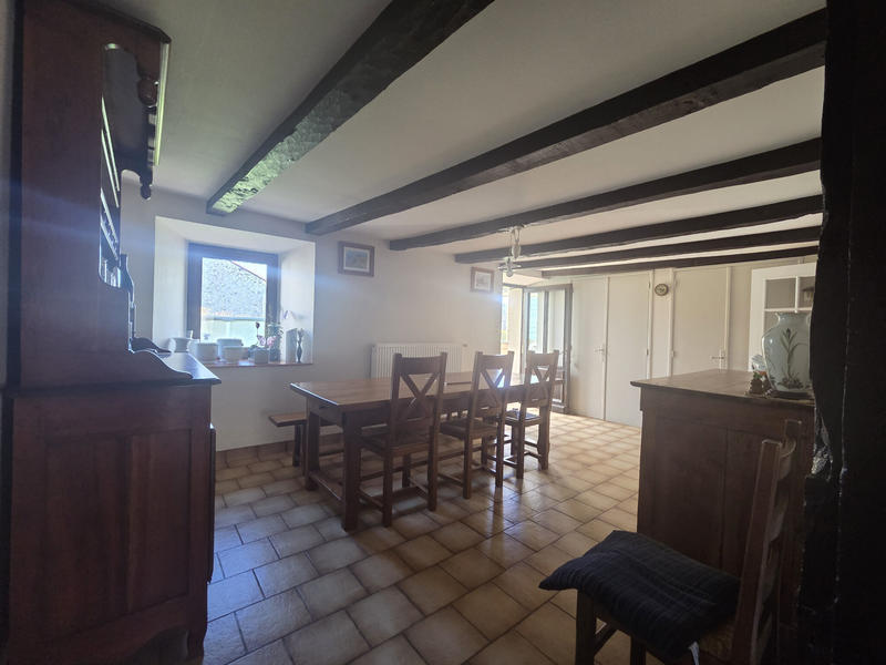 Maison de village - 171 m² - 10 pièces