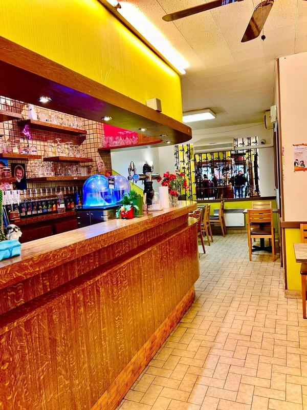 Local commercial - 110 m² - 3 pièces