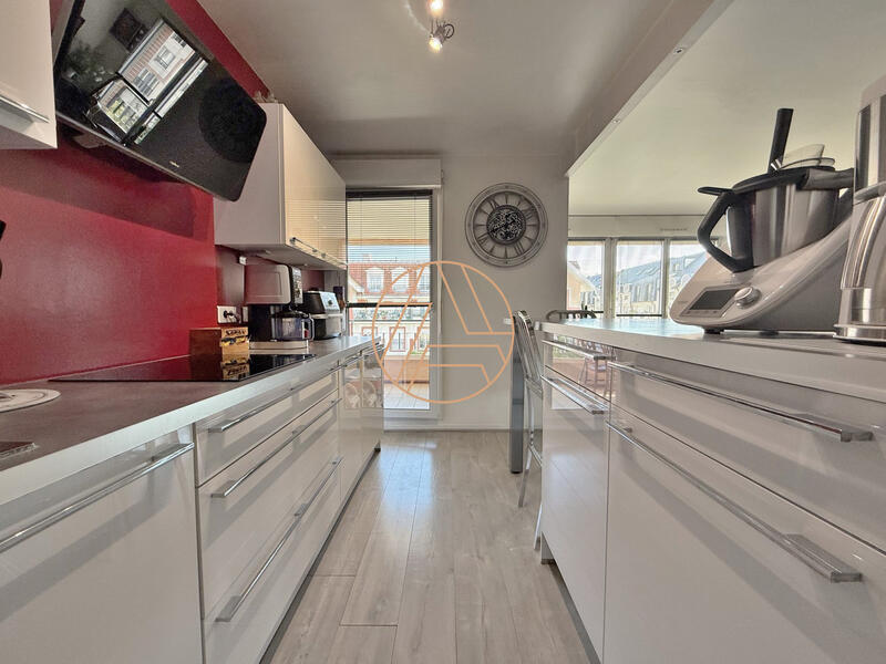 Appartement - 70 m² - 3 pièces