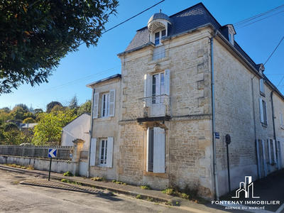 Maison ancienne - 167 m² - 6 pièces