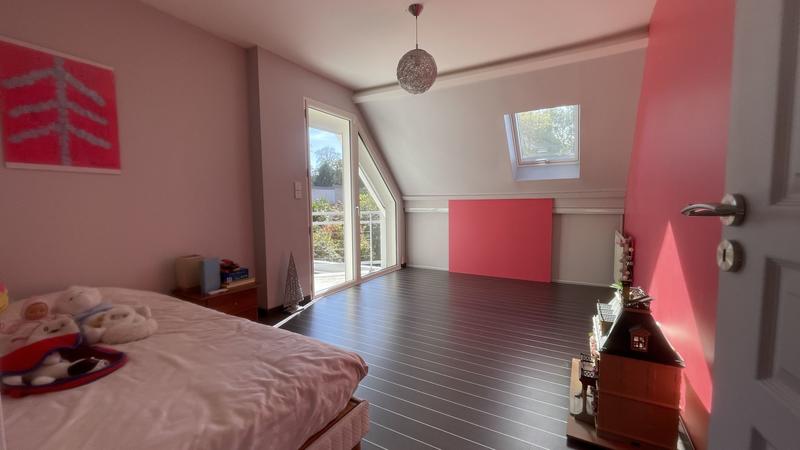 Maison - 210 m² - 8 pièces