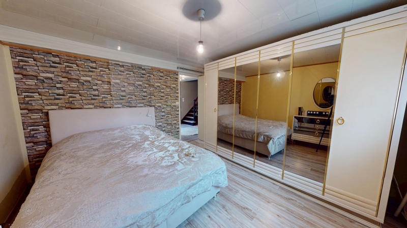 Maison - 110 m² - 4 pièces