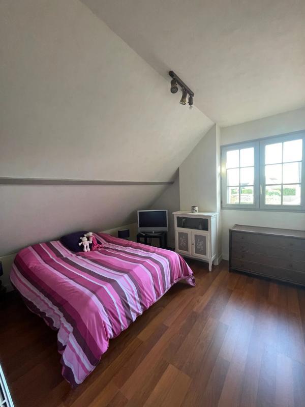 Maison - 205 m² - 7 pièces