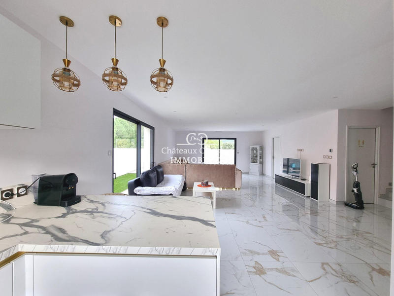 Maison contemporaine - 126 m² - 4 pièces