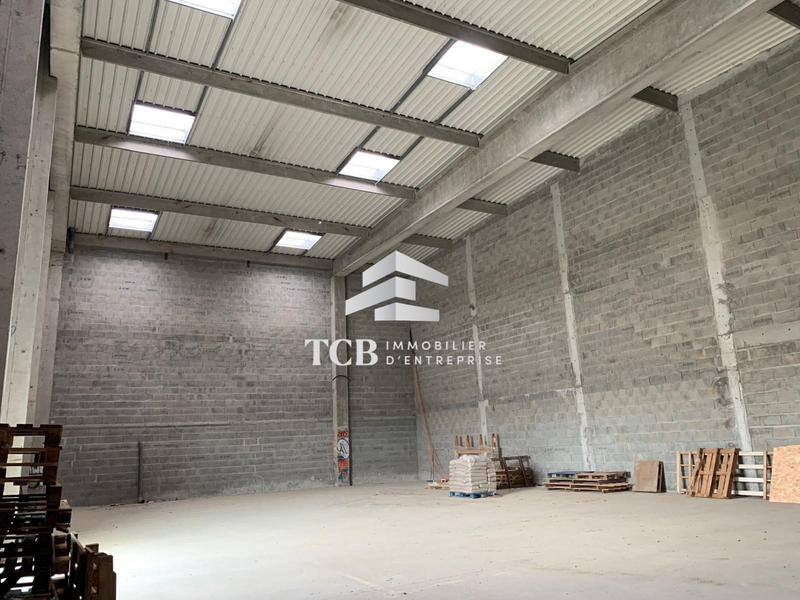 Local commercial - 385 m²