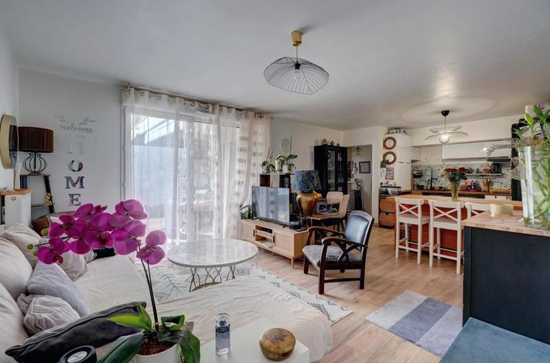 Appartement - 84 m² - 4 pièces