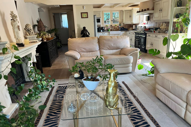 Villa - 120 m² - 6 pièces