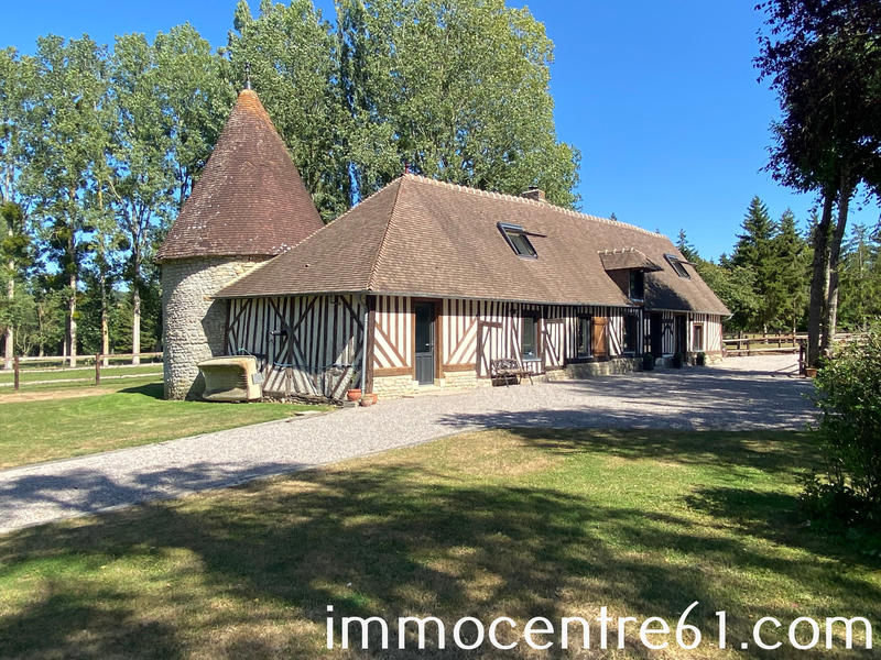 Maison - 160 m² - 6 pièces