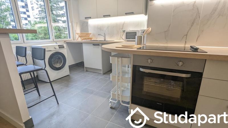 Chambre - 13 m² - 1 pièce