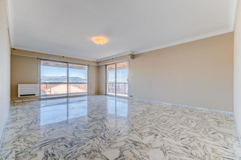 Appartement - 83 m² - 3 pièces