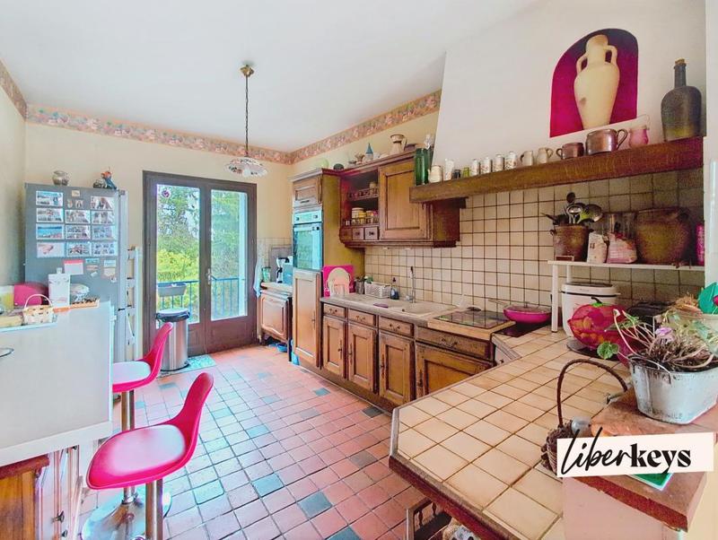 Maison - 144 m² - 6 pièces