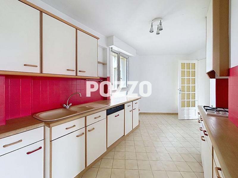 Appartement - 76 m² - 3 pièces