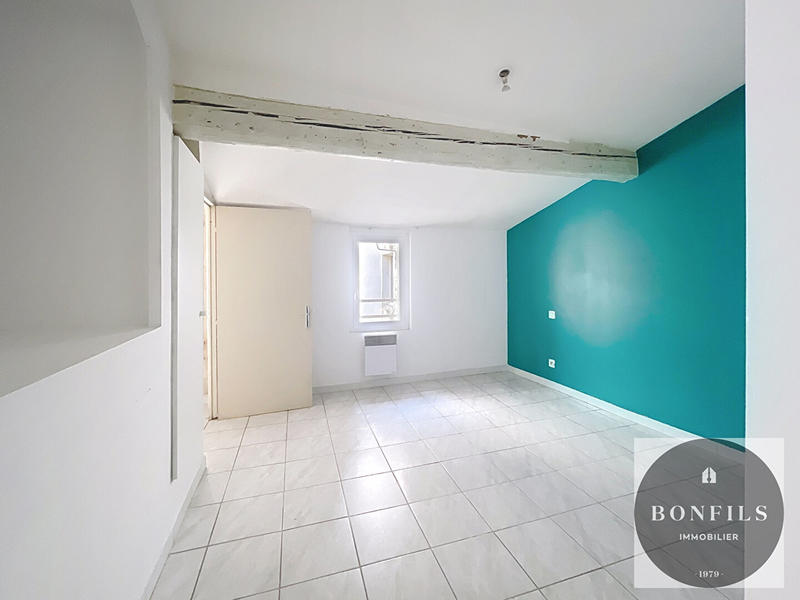 Appartement - 82 m² - 3 pièces