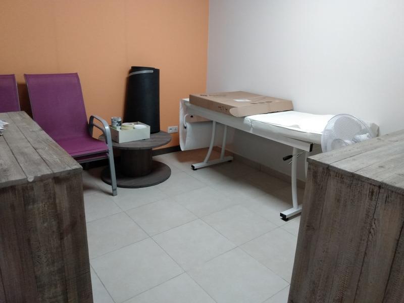 Local commercial - 115 m² - 2 pièces