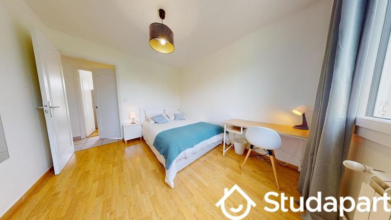 Chambre - 9 m² - 1 pièce