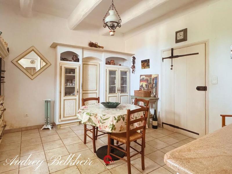 Maison en pierre - 260 m² - 7 pièces