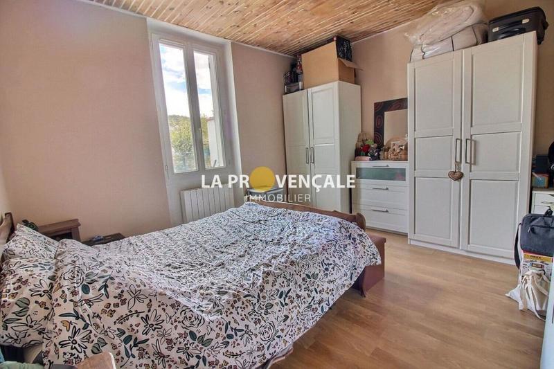 Maison - 97 m² - 4 pièces