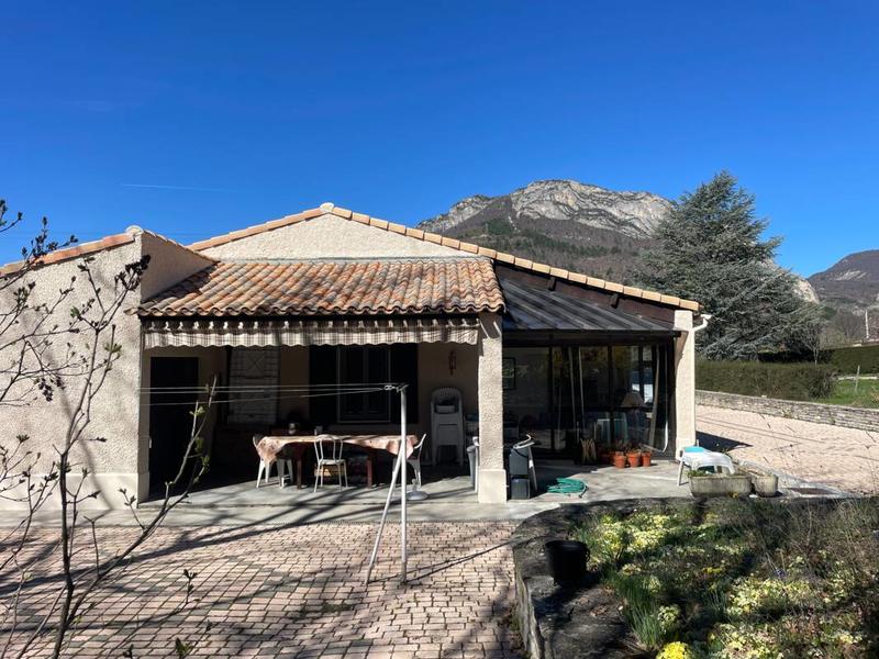 Villa - 153 m² - 6 pièces