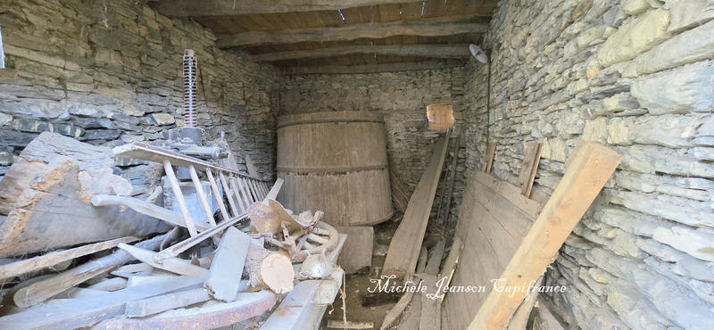 Grange - 100 m² - 5 pièces