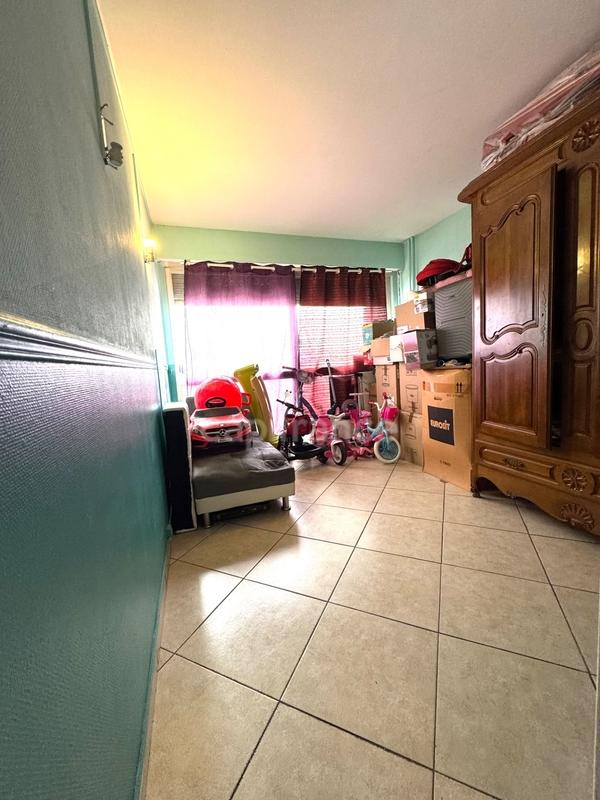 Appartement - 83 m² - 5 pièces