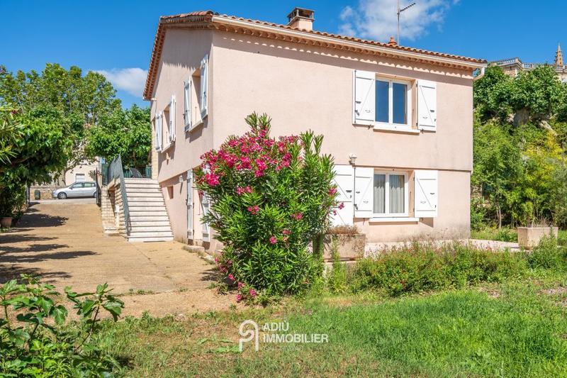 Maison - 166 m² - 5 pièces