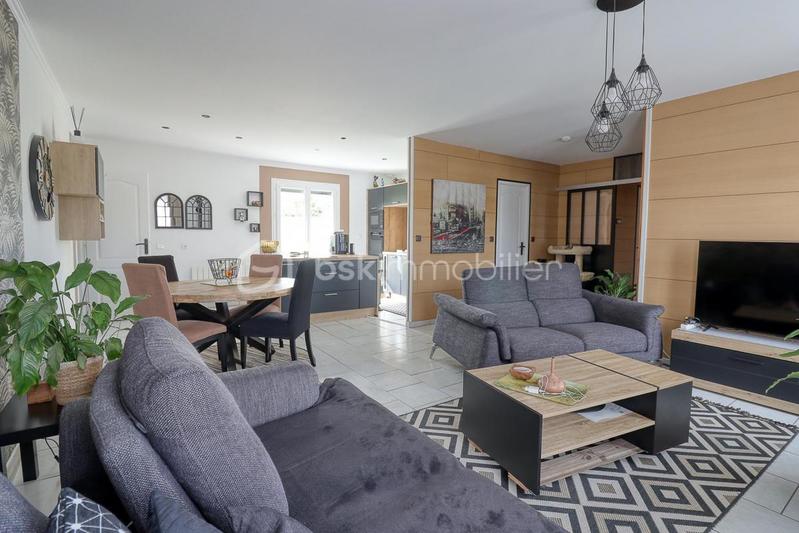 Maison - 112 m² - 4 pièces