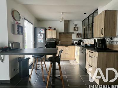 Maison - 81 m² - 3 pièces