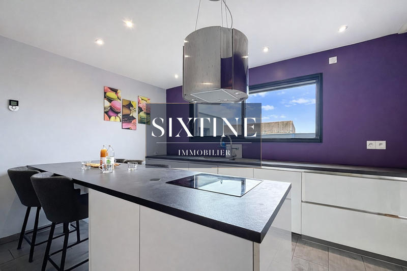 Maison - 138 m² - 5 pièces