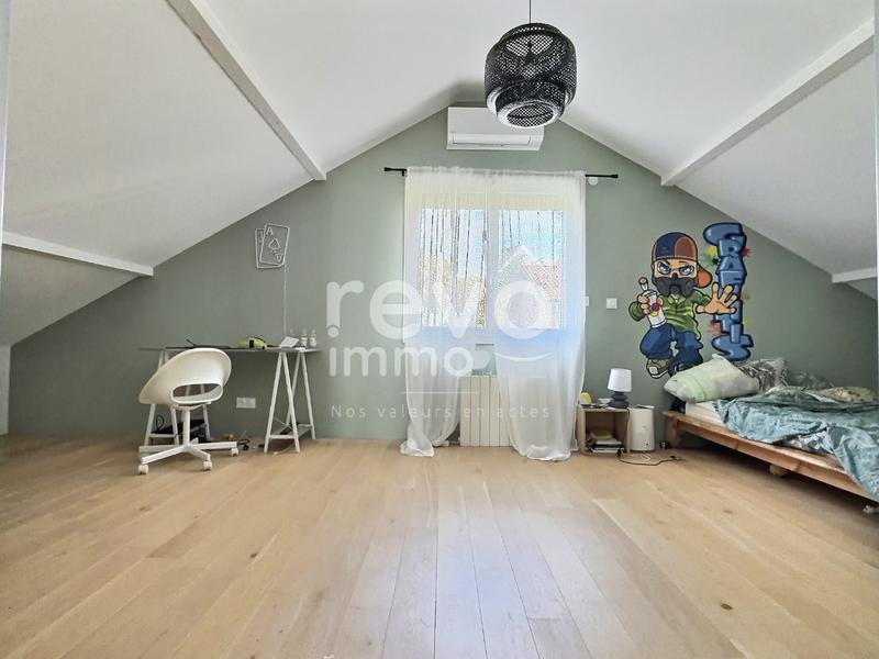 Maison - 178 m² - 4 pièces