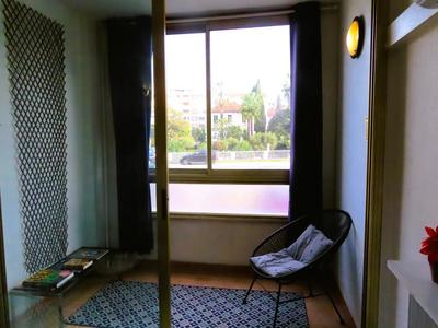 Studio - 30 m² - 1 pièce