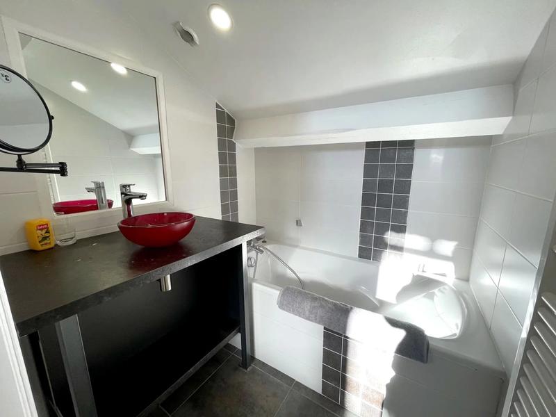 Appartement - 180 m² - 5 pièces