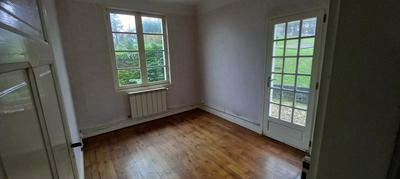 Maison - 100 m² - 6 pièces