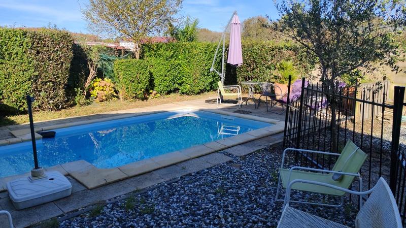 Maison - 215 m² - 7 pièces