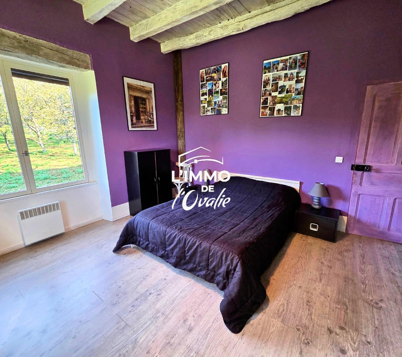 Maison - 230 m² - 8 pièces