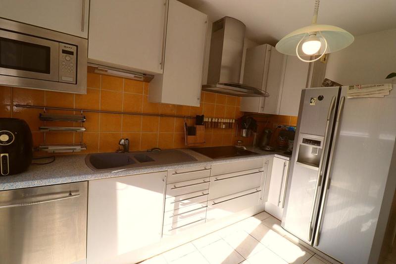 Appartement - 82 m² - 3 pièces