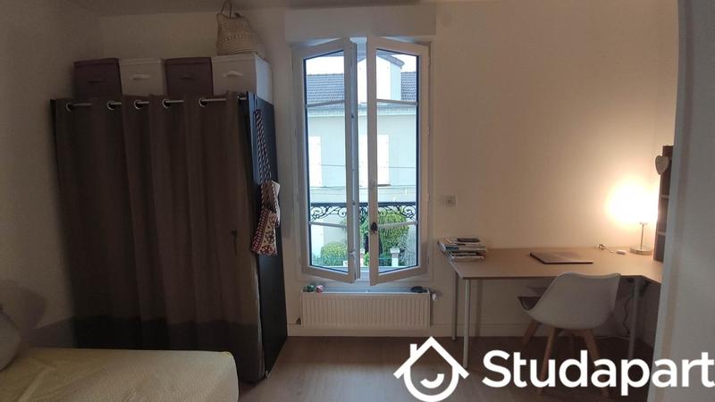 Chambre - 15 m² - 1 pièce