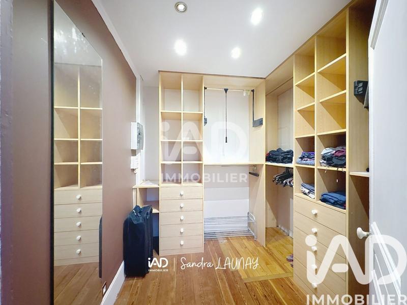 Maison de ville - 207 m² - 9 pièces