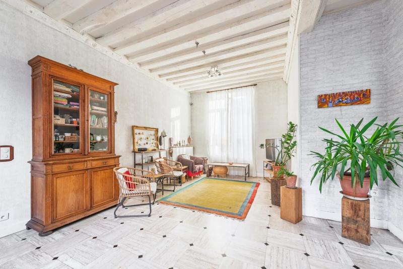 Demeure - 353 m² - 10 pièces